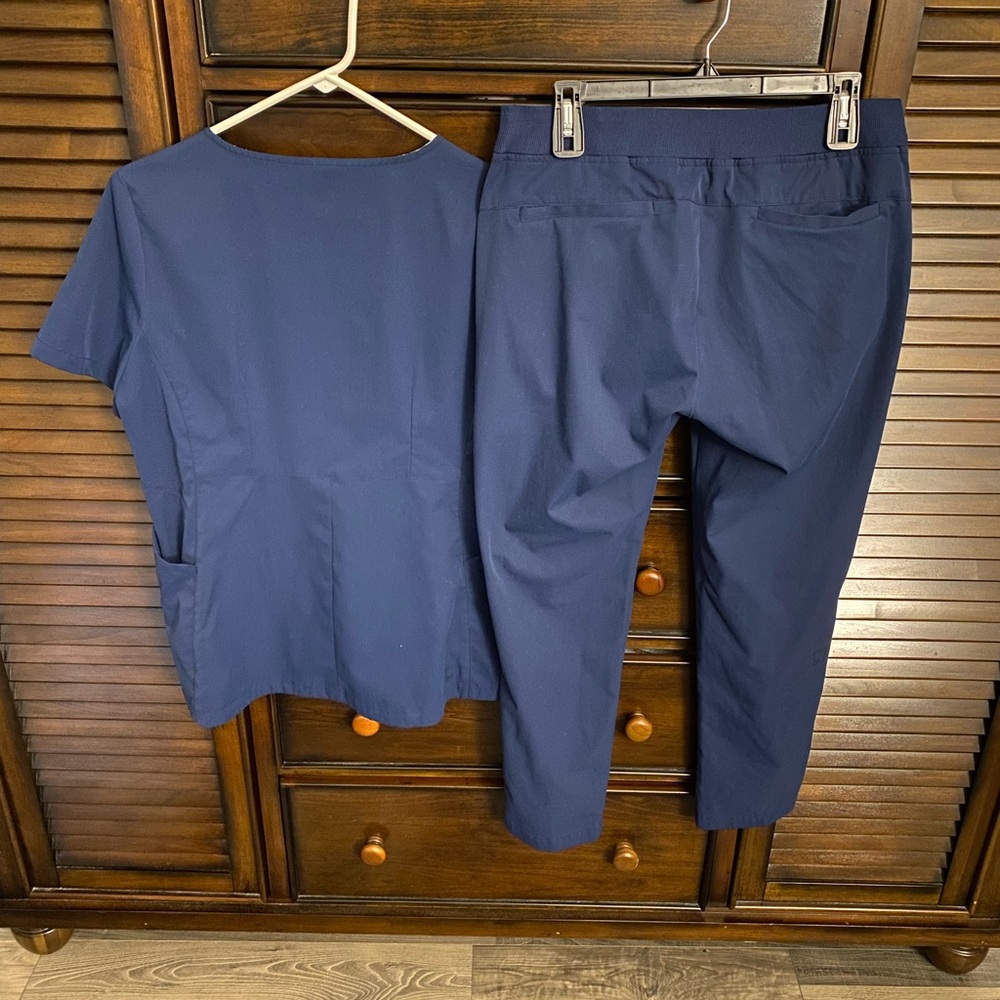 Medium navy blue medelita top and bottoms